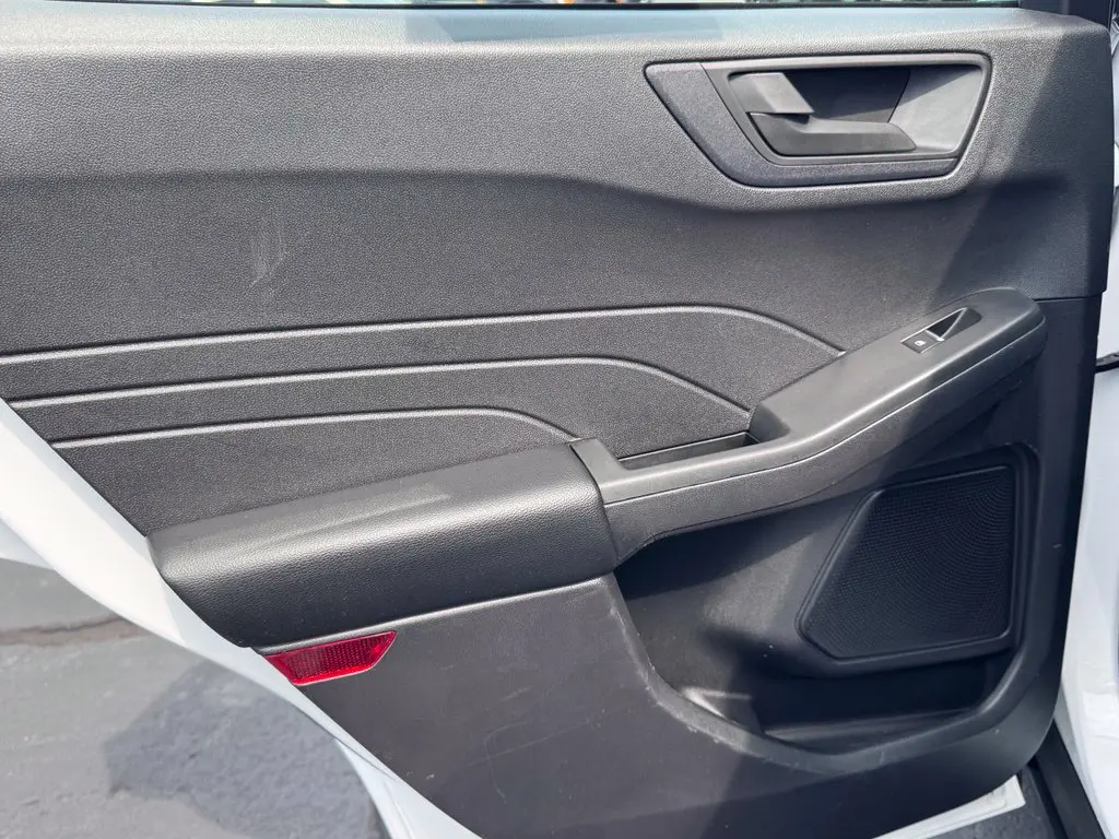 2022 Ford Escape - $18,569
