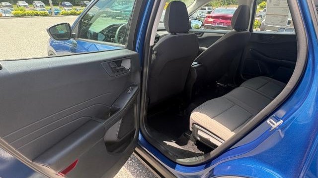 2022 Ford Escape S