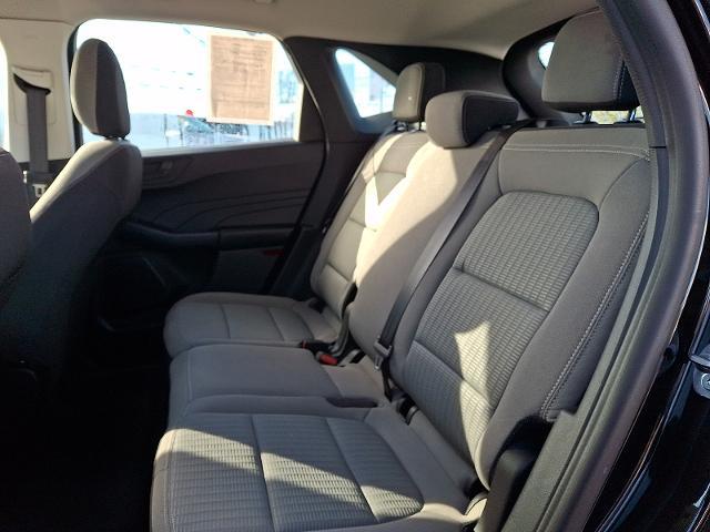 2022 Ford Escape - $18,849