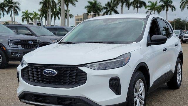 2023 Ford Escape Base