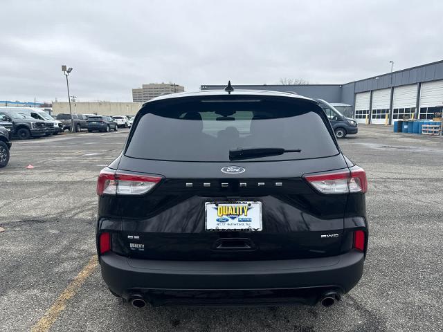2022 Ford Escape - $20,625