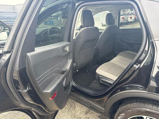 2022 Ford Escape - $20,625