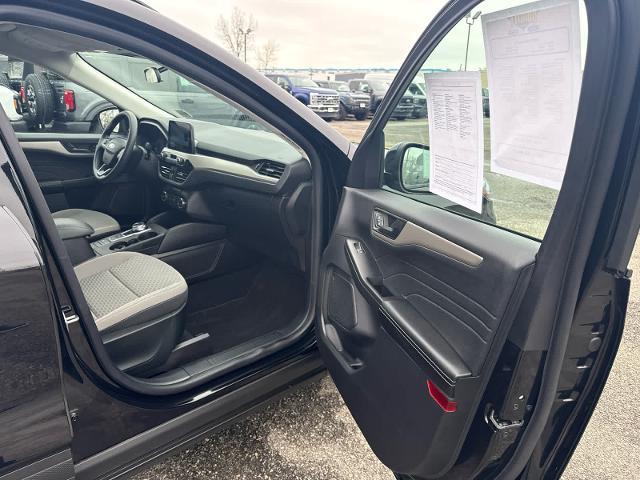 2022 Ford Escape - $20,625