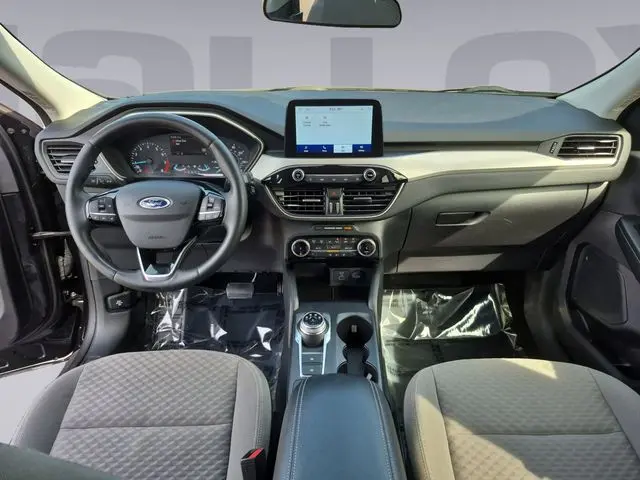 2022 Ford Escape - $19,900