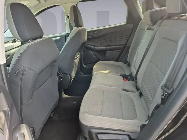 2022 Ford Escape - $19,900