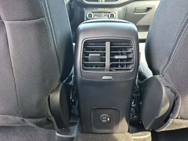 2022 Ford Escape - $19,900
