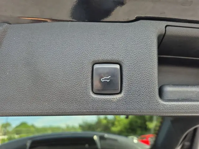 2022 Ford Escape - $19,900