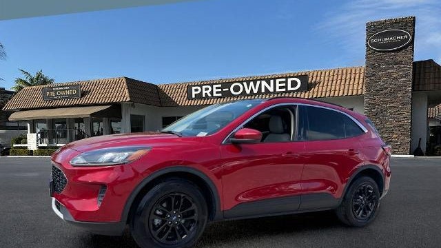 2020 Ford Escape SE