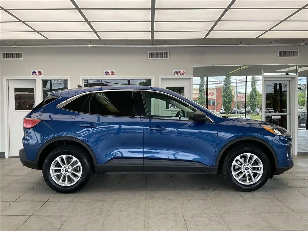 2022 Ford Escape - $19,495