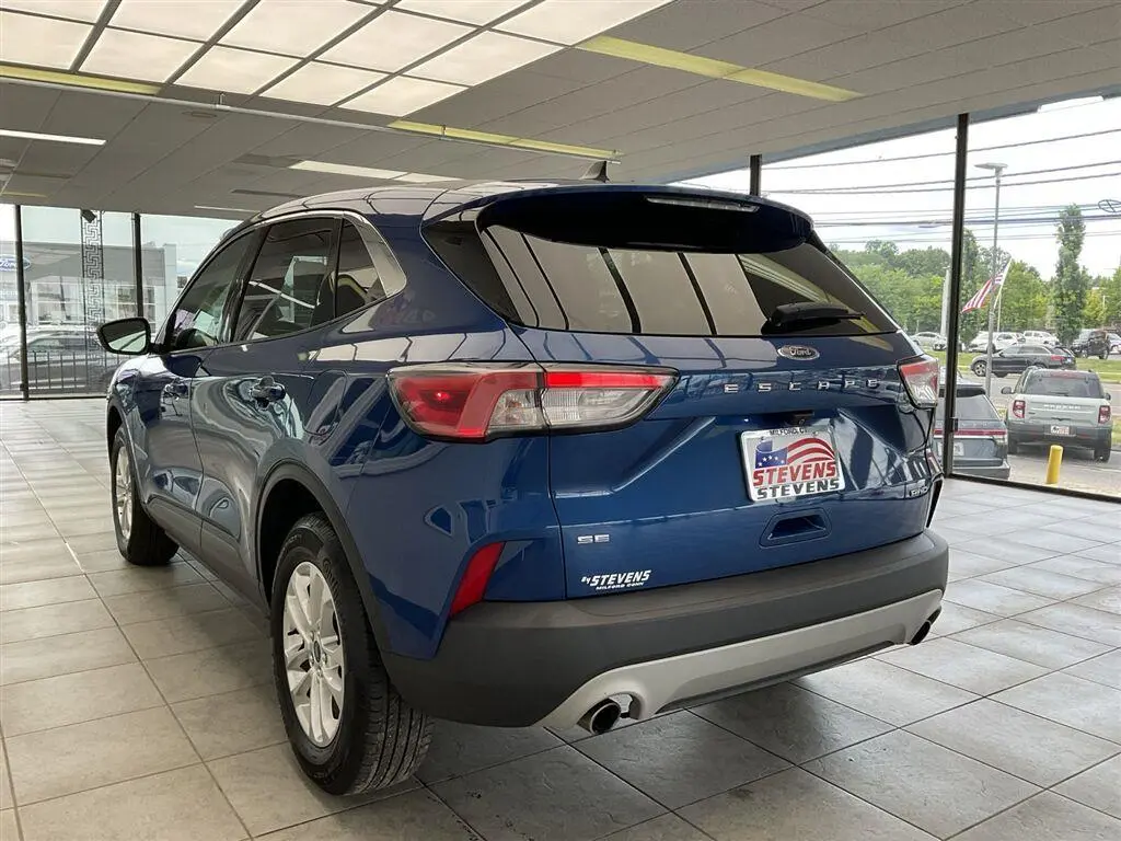 2022 Ford Escape - $19,495