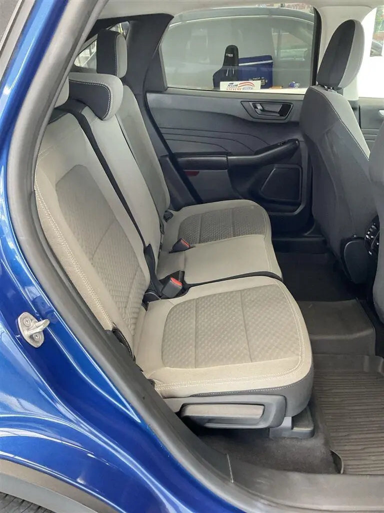 2022 Ford Escape - $19,495