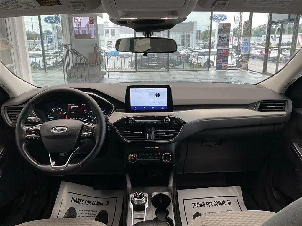 2022 Ford Escape - $19,495