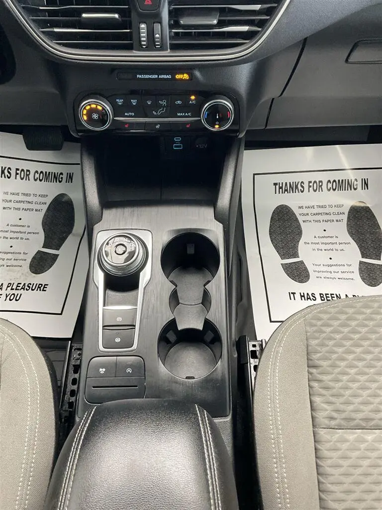 2022 Ford Escape - $19,495