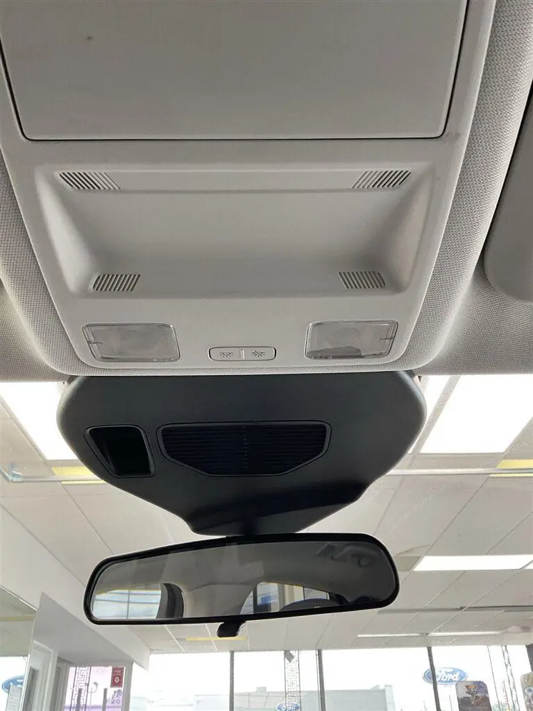 2022 Ford Escape - $19,495