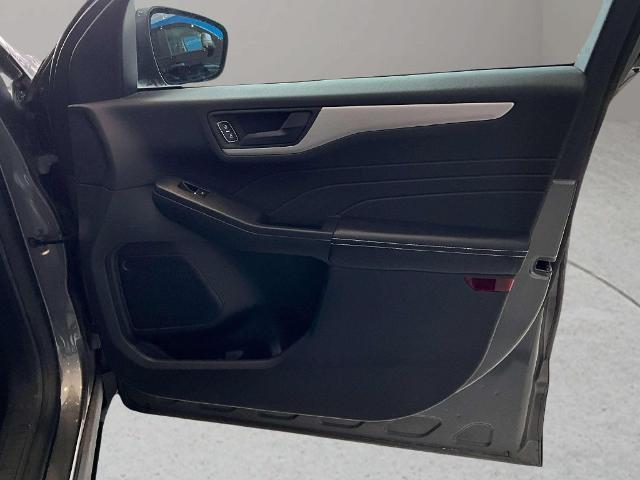 2022 Ford Escape - $14,499