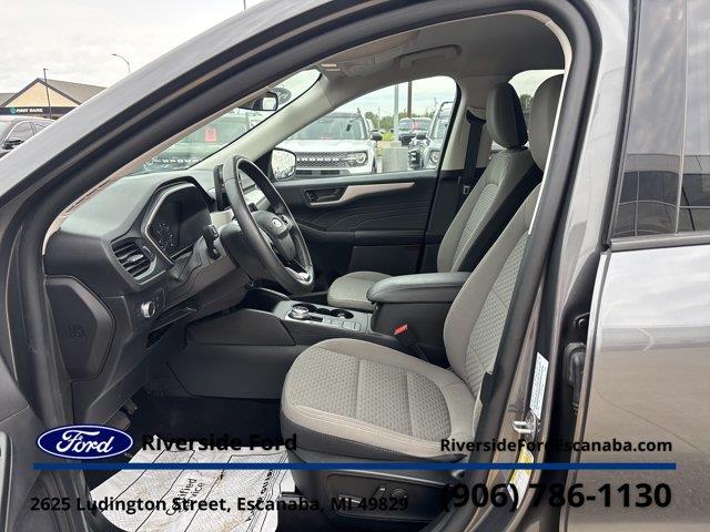 2022 Ford Escape - $25,995