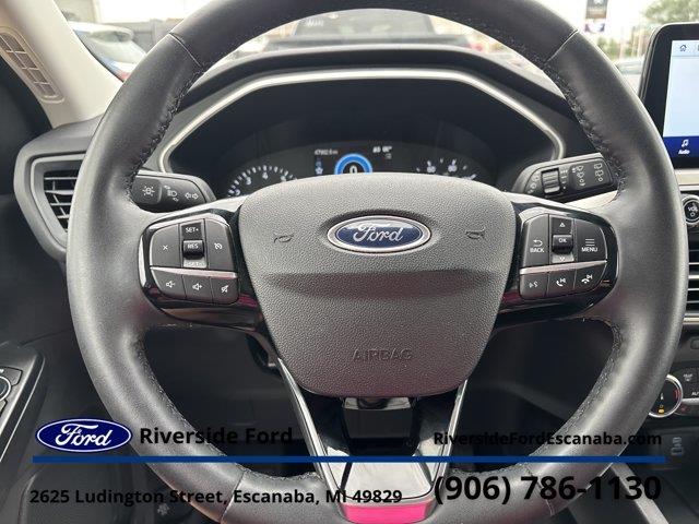 2022 Ford Escape - $25,995