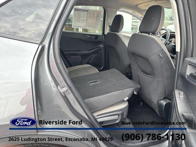 2022 Ford Escape - $25,995