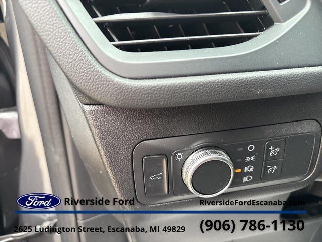 2022 Ford Escape - $25,995