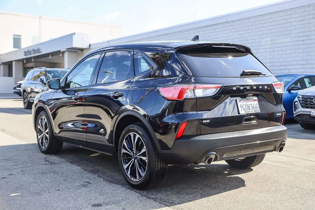 2022 Ford Escape - $15,495