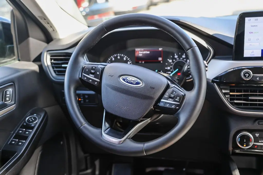 2022 Ford Escape - $15,495