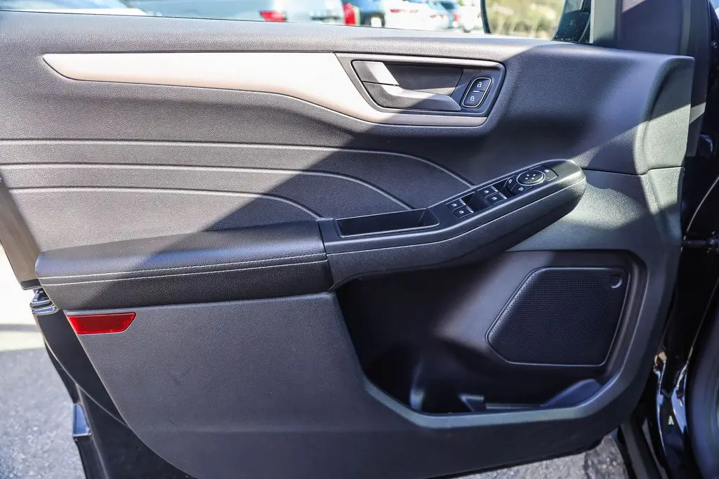 2022 Ford Escape - $15,495