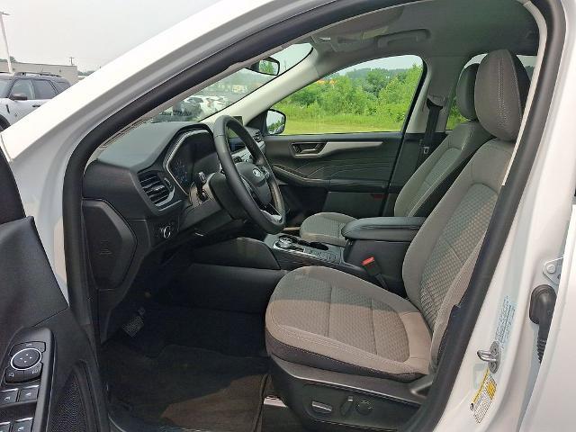 2022 Ford Escape - $21,990