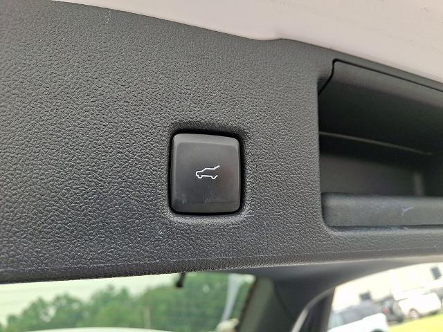 2022 Ford Escape - $21,990