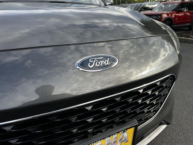 2020 Ford Escape - $15,200