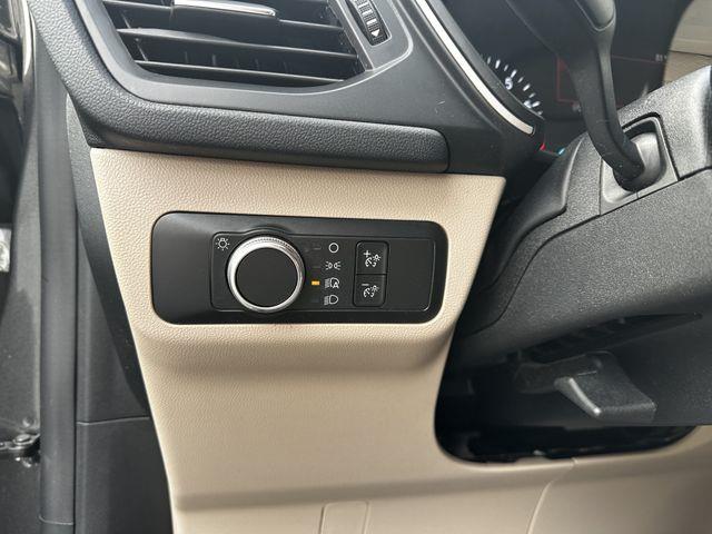 2020 Ford Escape - $15,200