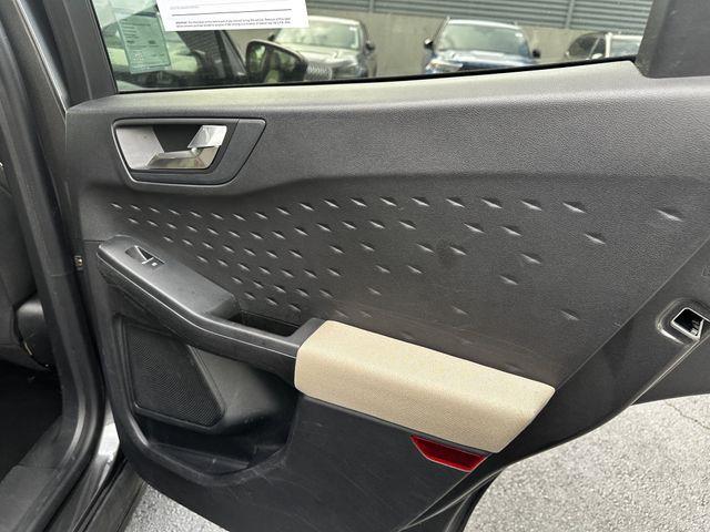 2020 Ford Escape - $15,200