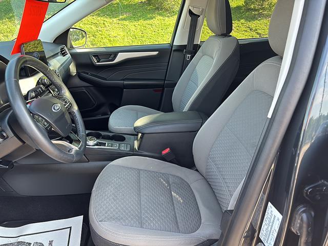 2022 Ford Escape - $20,900