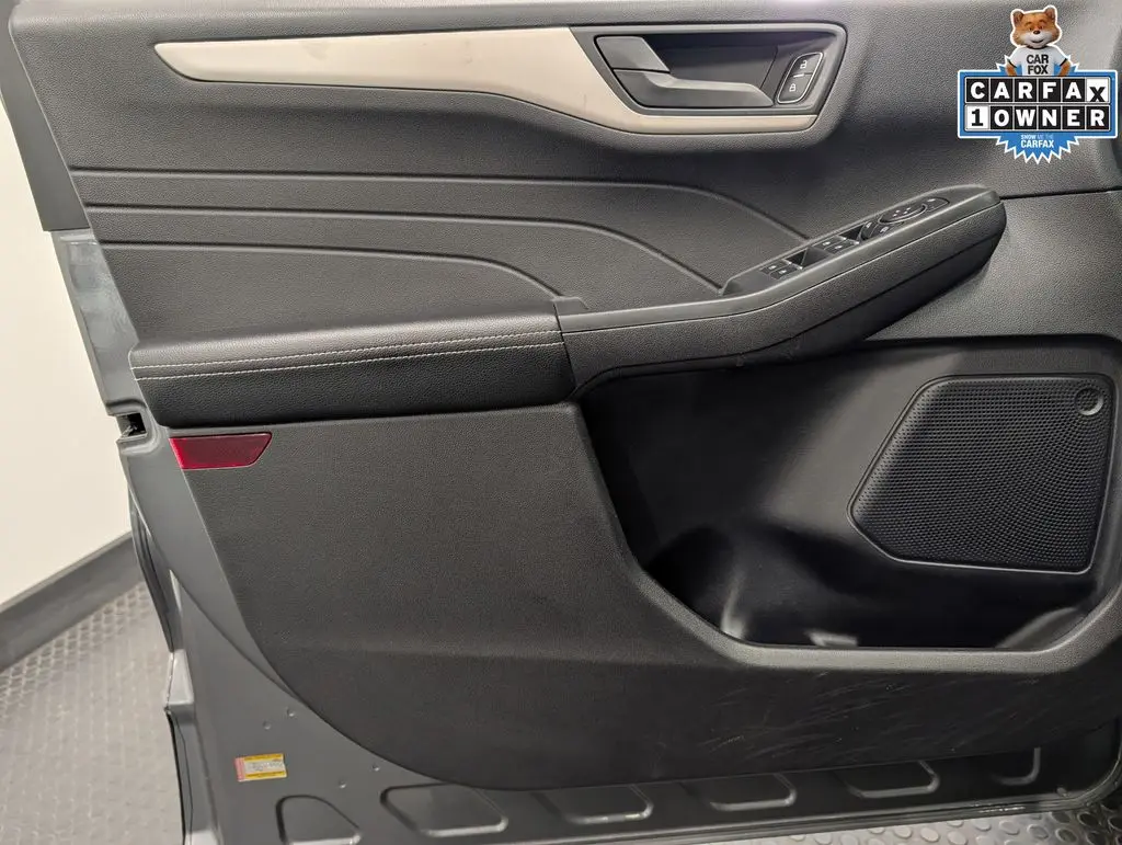 2022 Ford Escape - $19,911