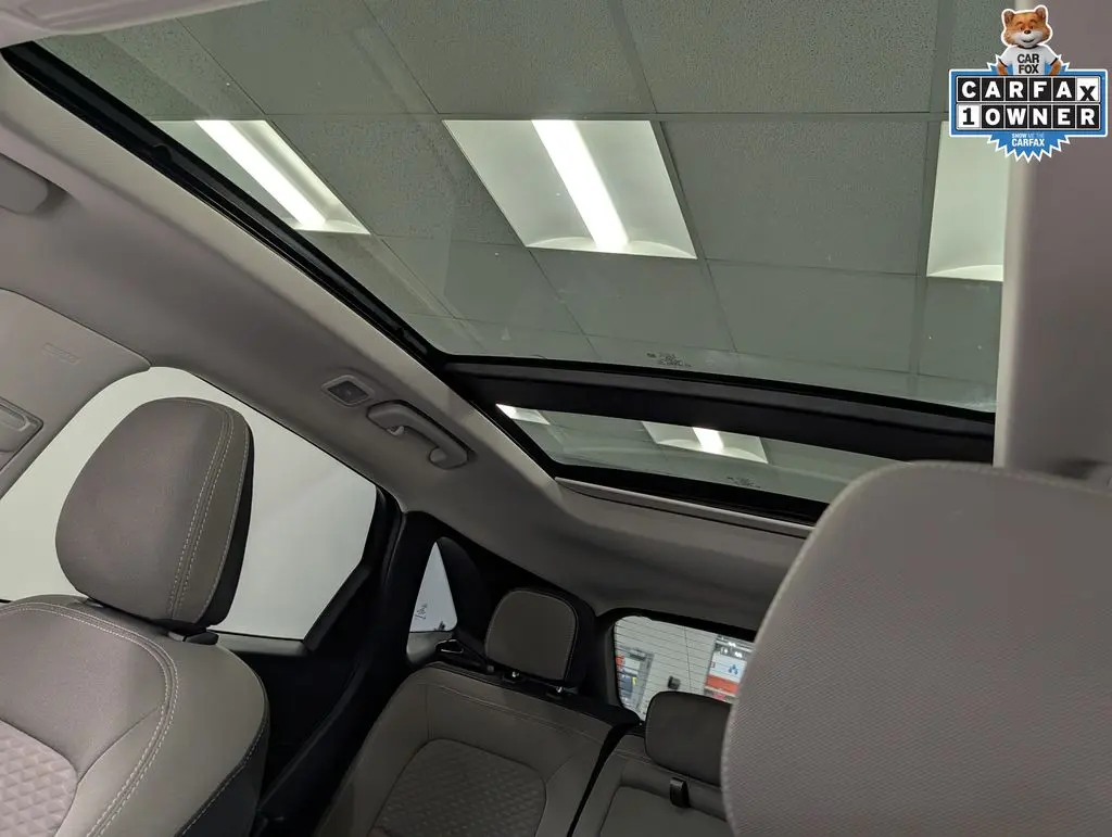 2022 Ford Escape - $19,911