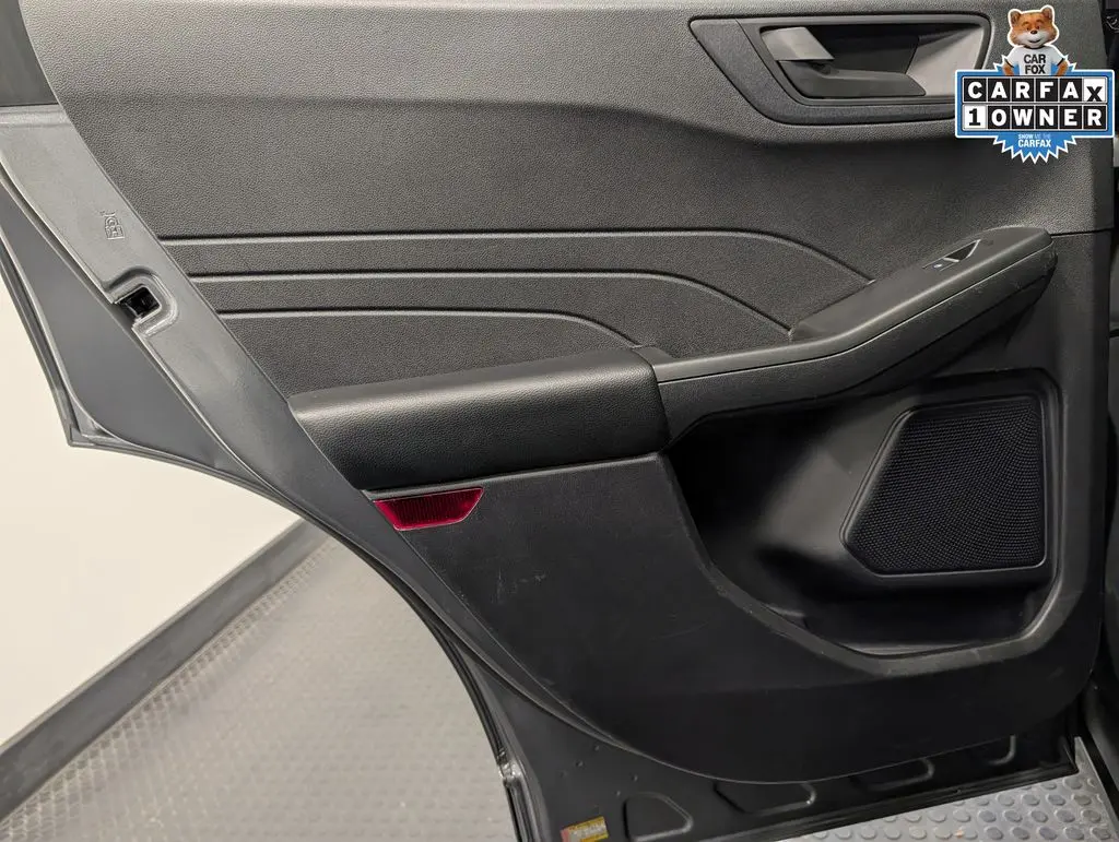 2022 Ford Escape - $19,911