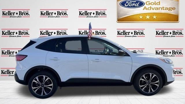 2022 Ford Escape SE