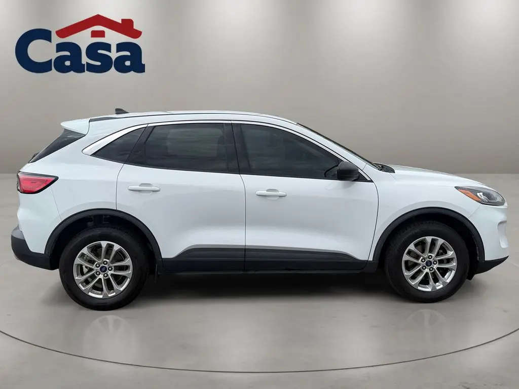 2022 Ford Escape - $15,000