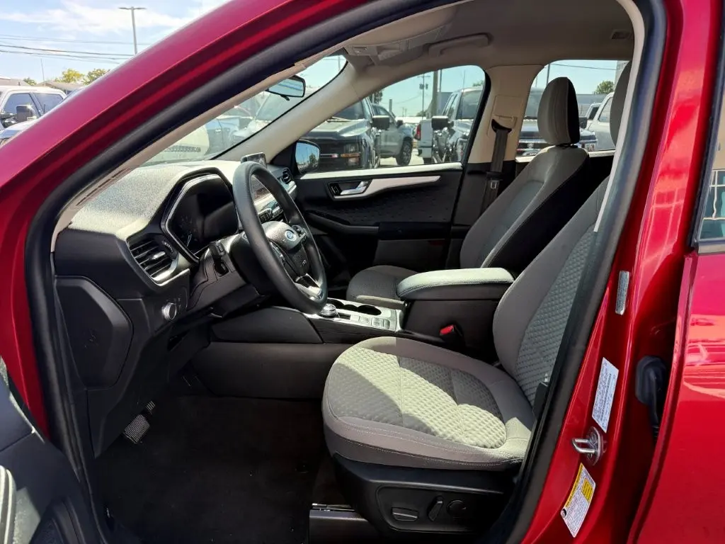 2020 Ford Escape - $12,899