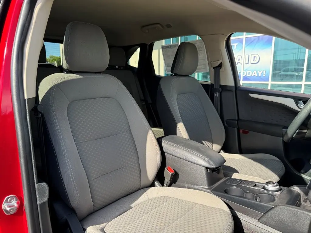 2020 Ford Escape - $12,899