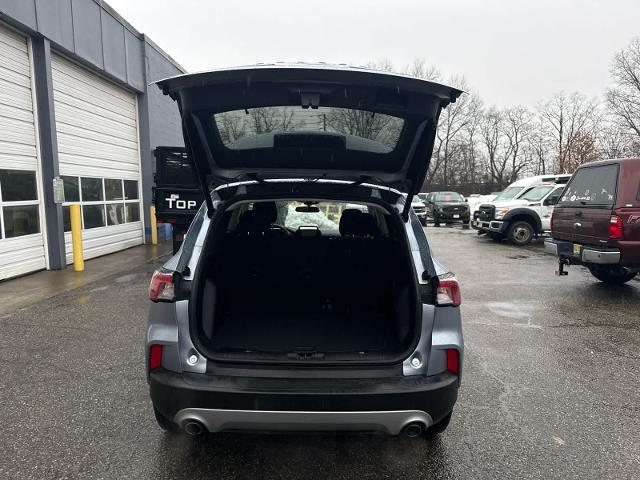 2022 Ford Escape - $19,925