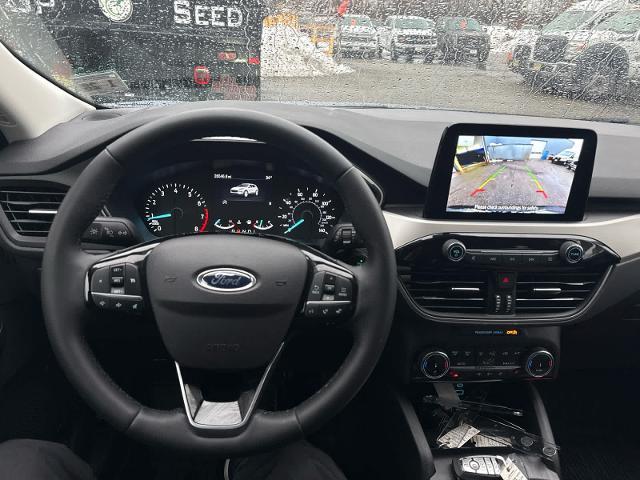 2022 Ford Escape - $19,925