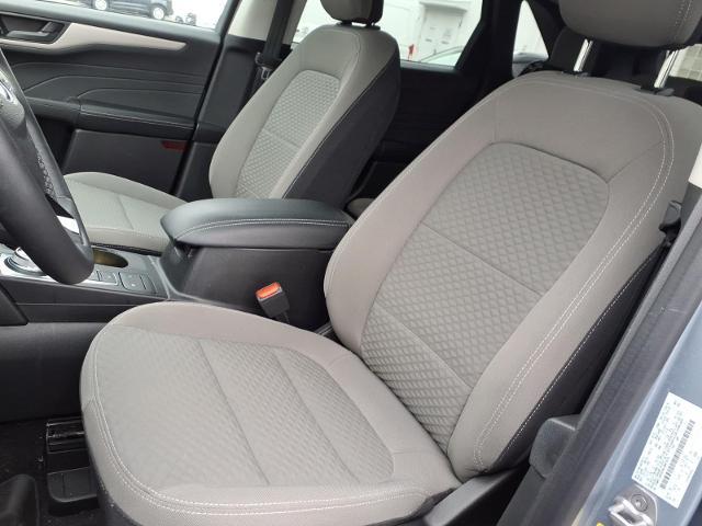 2022 Ford Escape - $23,900