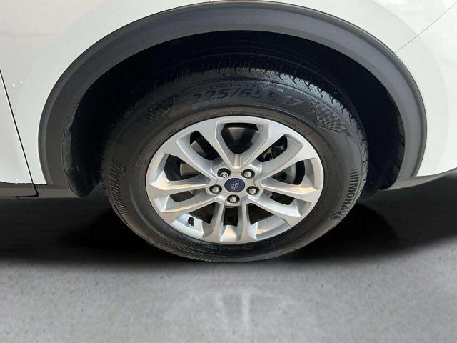 2022 Ford Escape - $17,999