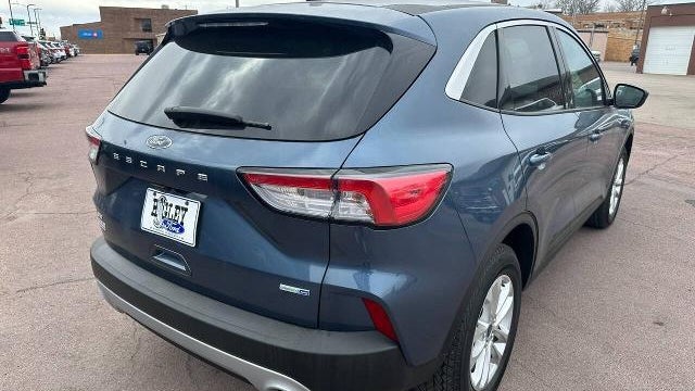 2020 Ford Escape SE