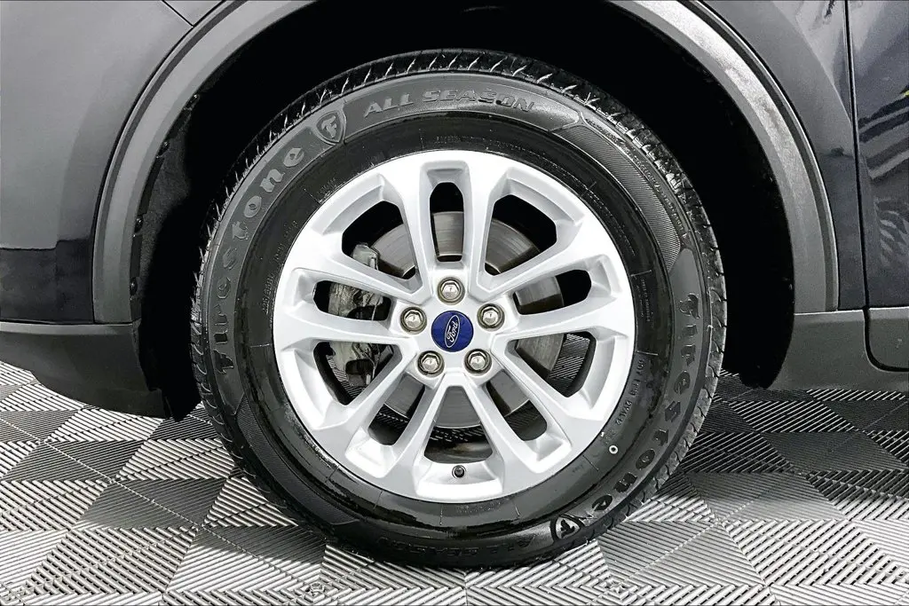 2020 Ford Escape - $15,941