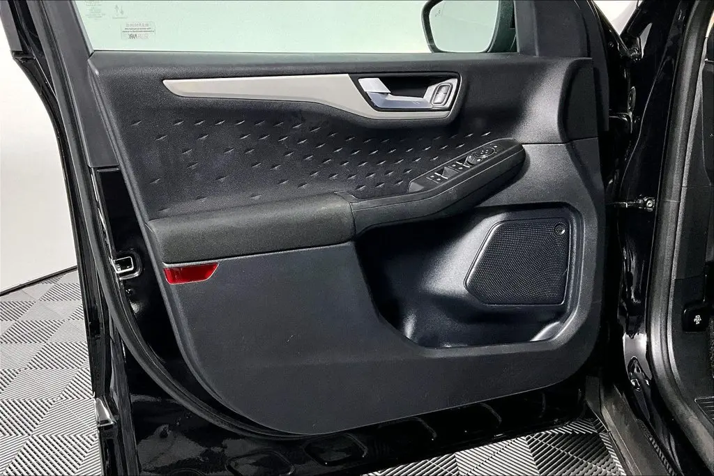 2020 Ford Escape - $15,941