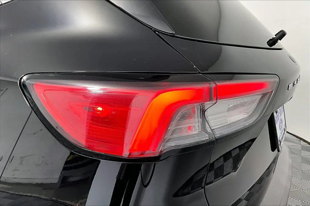 2020 Ford Escape - $15,941