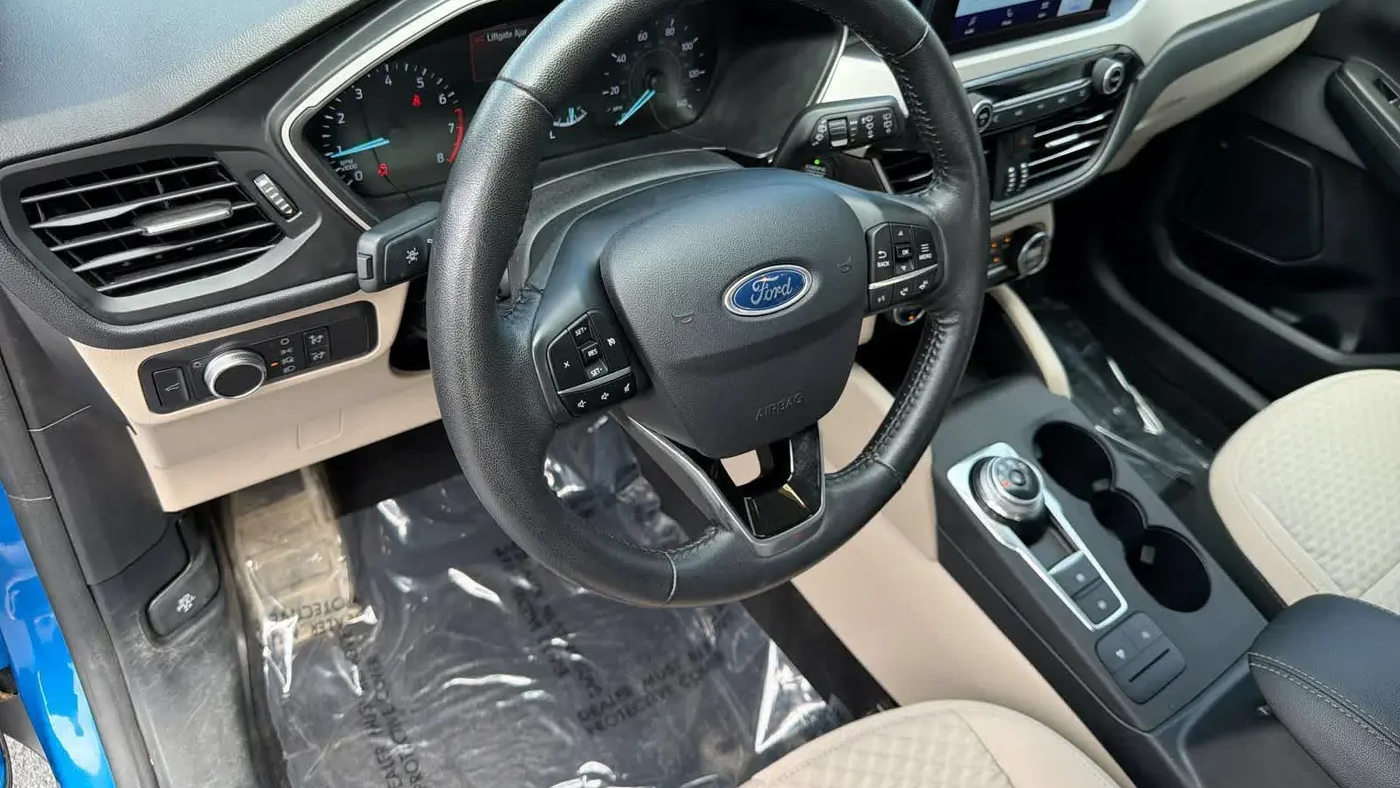 2021 Ford Escape SE