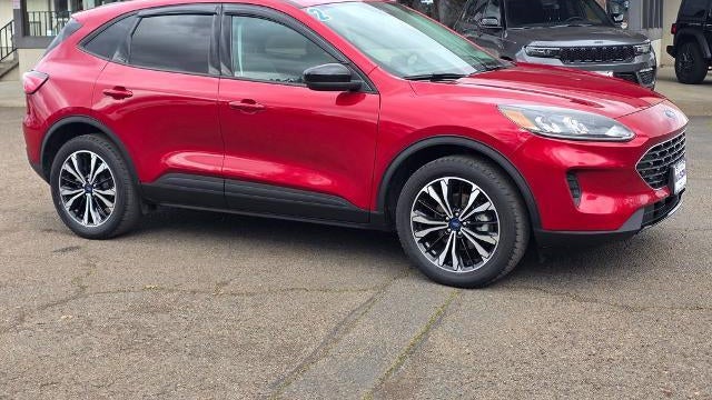2022 Ford Escape SE