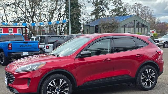 2022 Ford Escape SE